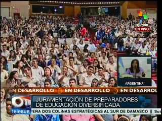 Venezuela: preparadores de educación media contarán con tabletas