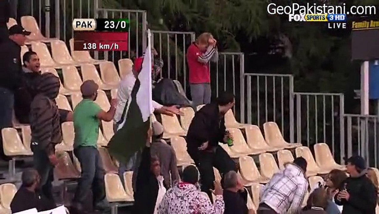 New Zealand v Pakistan - 2nd T20 - 28th Dec 2010 - 2nd Innings-00