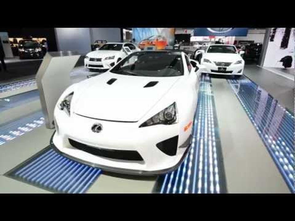Lexus - Detroit 2013 Walkaround