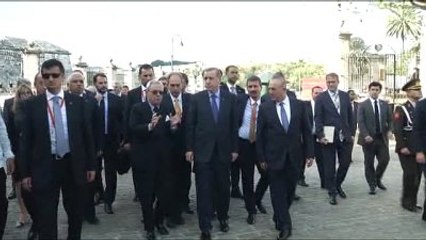 Erdoğan, "Eski Şehir" Olarak Adlandırılan Tarihi Bölgeyi Gezdi
