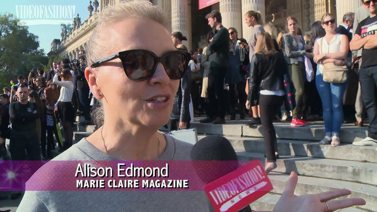 VF NEWS: Chanel Spring/Summer 2015 - Paris Fashion Week