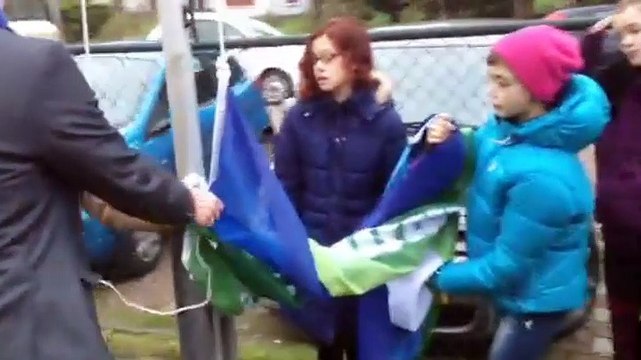 Vlag gaat uit bij De Kromme Akkers in Garnwerd - RTV Noord