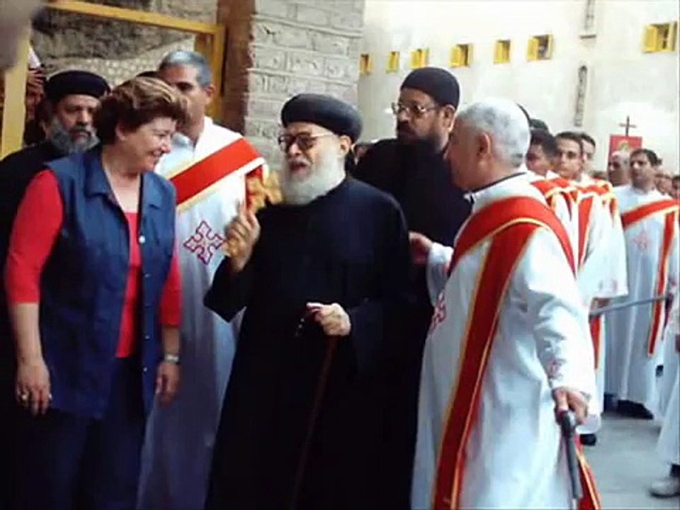 معجزة شفاء السيد المسيح لحفيد المذيعة فريدة الزمر