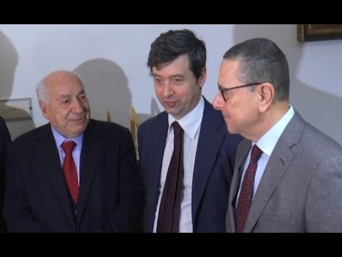 Napoli - Il ministro Orlando visita il Palazzo di Giustizia -2- (11.02.15)