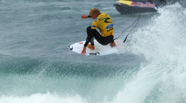 Mick Fanning remporte le Bells Beach Pro