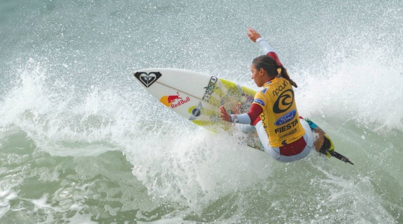 Sally Fitzgibbons conserve son titre à Bells Beach