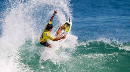 Télécharger la video: Billabong Rio Pro 2012 - Day 1 Highlights