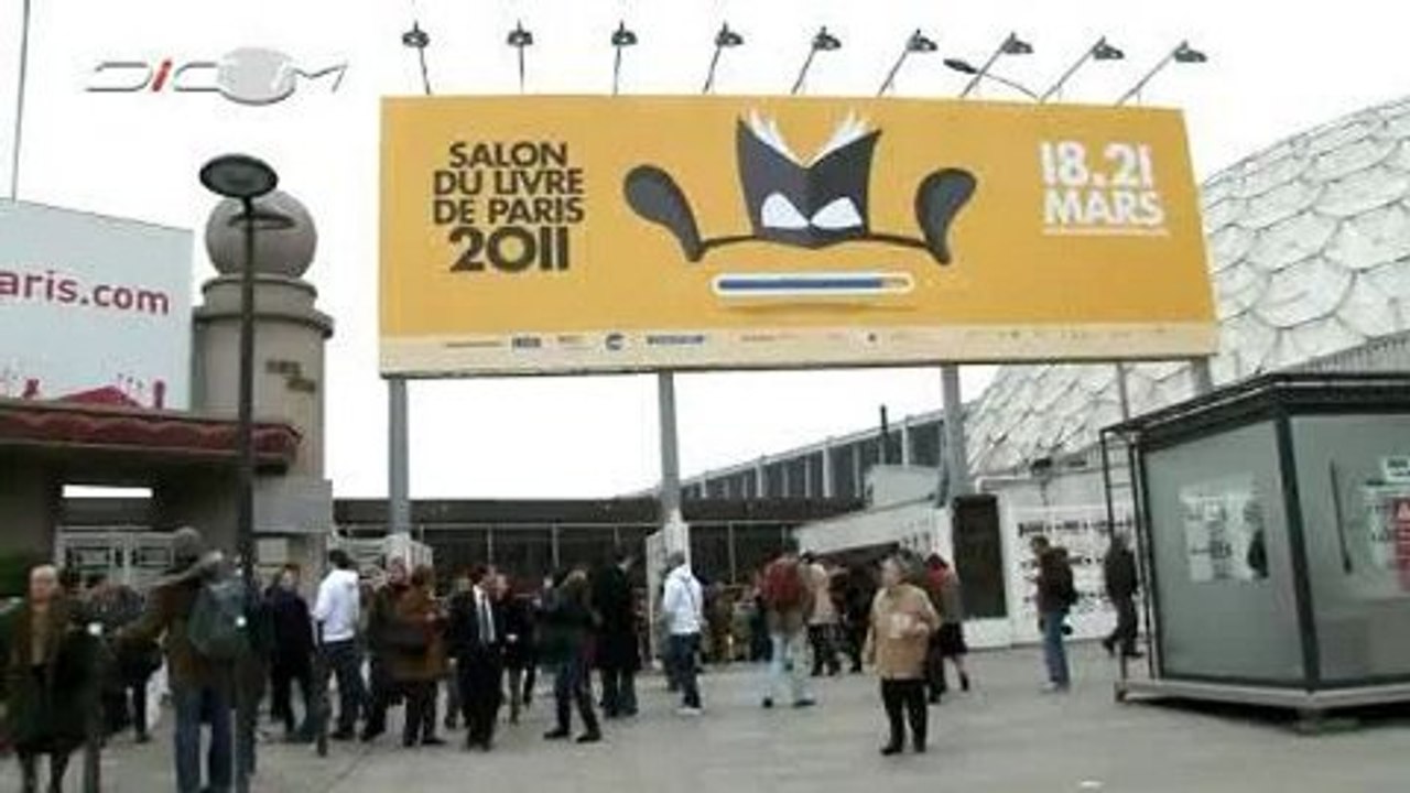 Marie-Luce Penchard  a visité vendredi 18 mars le salon du Livre de Paris