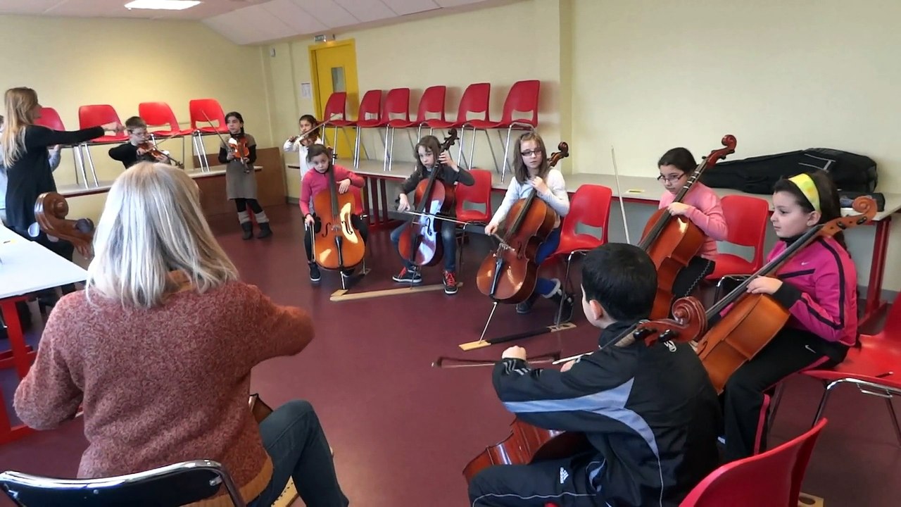 Atelier de l'Orchestre des Quartiers au Centre Socioculturel de Fontaine d'Ouche le mercredi 11 février 2015.