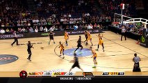 Huge two-handed alley-oop dunk from Abercrombie