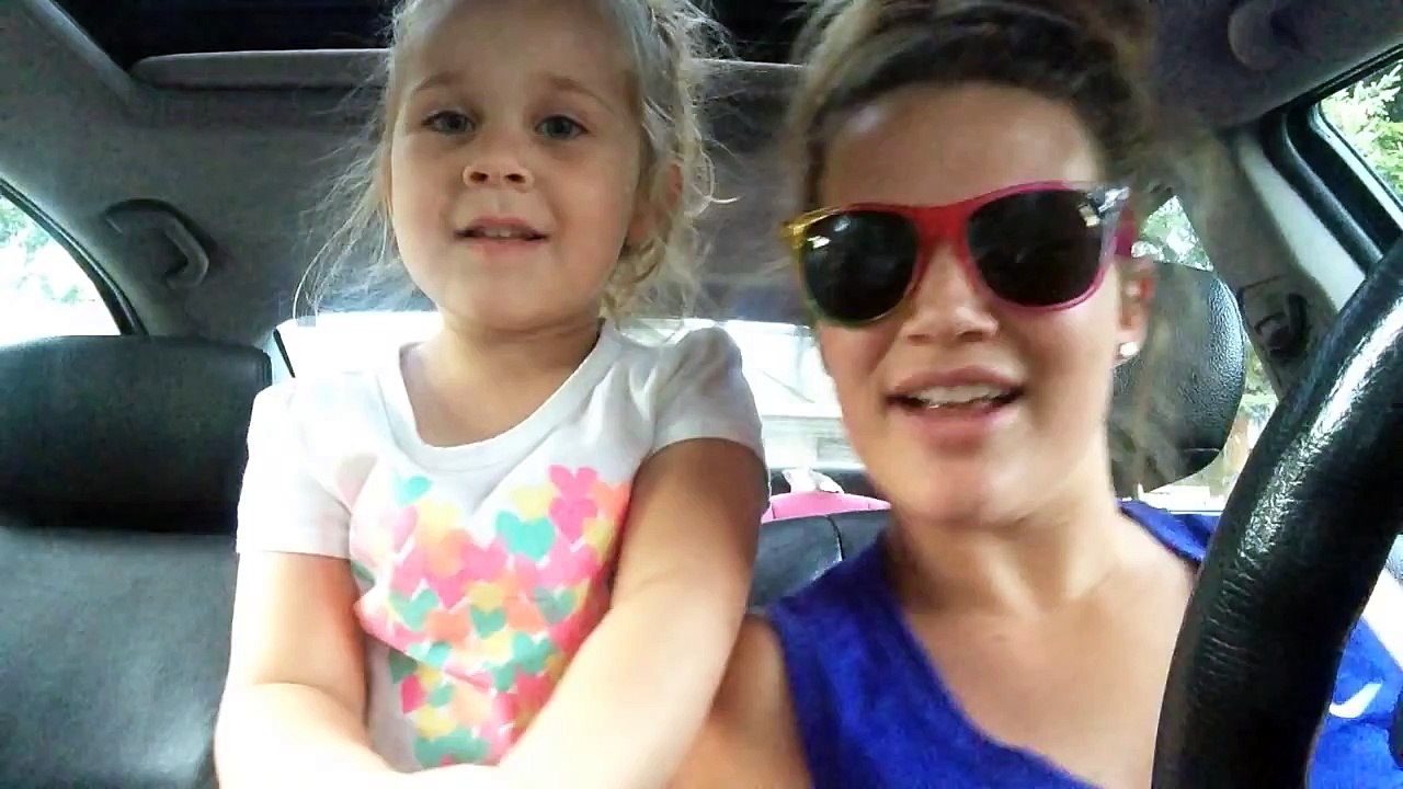 Une mère et sa fille font une reprise touchante de la Reine des Neiges