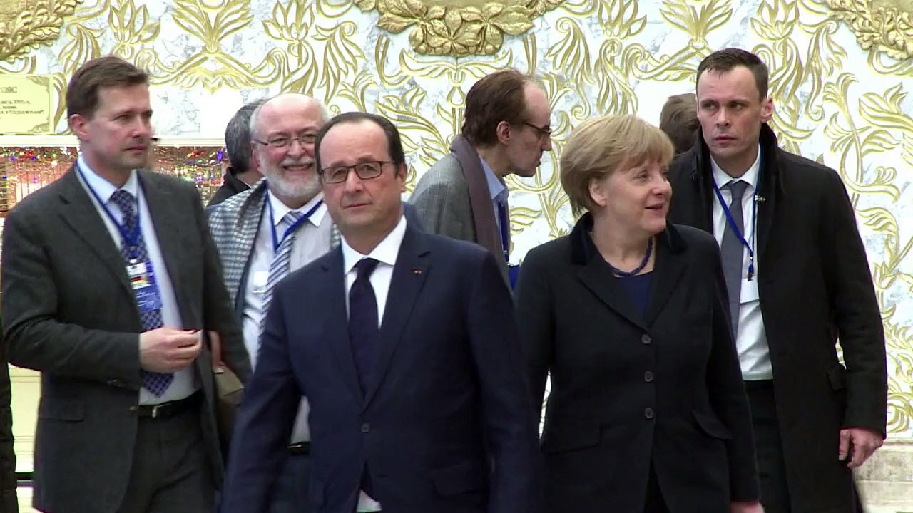 Kiev e rebeldes fazem acordo para aplicar plano de paz