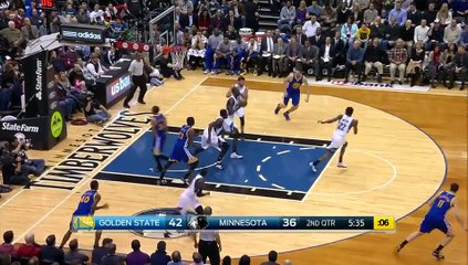 Shabazz Muhammad se dunke en pleine tête