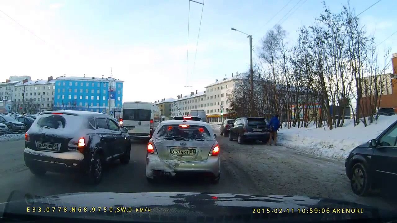 Лобовое столкновение - ДТП в Мурманске 11.02.2015