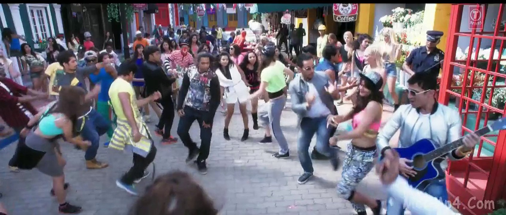 Chittiyaan Kalaiyaan - Roy