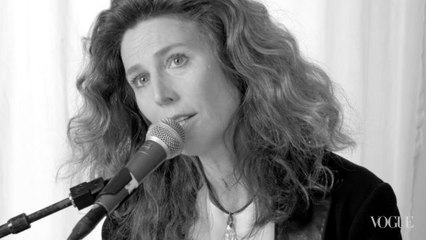 Vogue Music - Damn I Wish I Was Your Lover: Newly Pregnant Sophie B. Hawkins Performs Her Classic Love Song