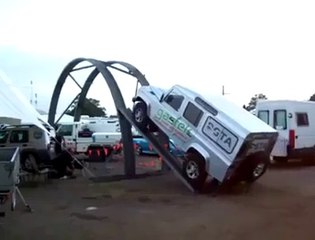 Land Rover Cip ile yapılan çılgın deneme