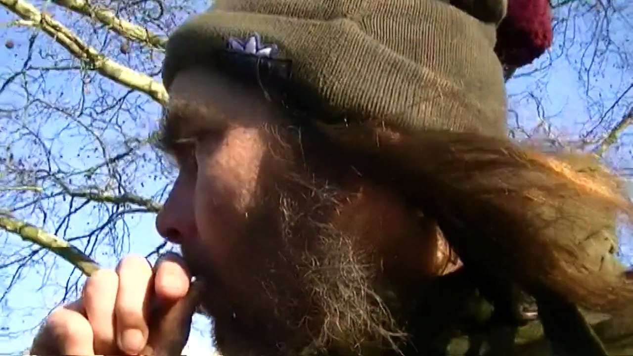 VJ ETC on his way to watch Cathedrals of culture in 3D