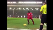 Mario Balotelli pulls off awesome Rabona vs Spurs!