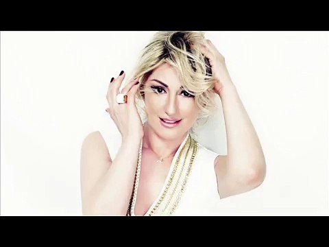 Muazzez Ersoy ♫♥♪ Yollar Uzak Gelemedim ♫♥♪