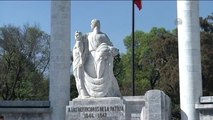 Erdoğan, Meksika Ulusal Vatan Anıtı'na Çelenk Koydu