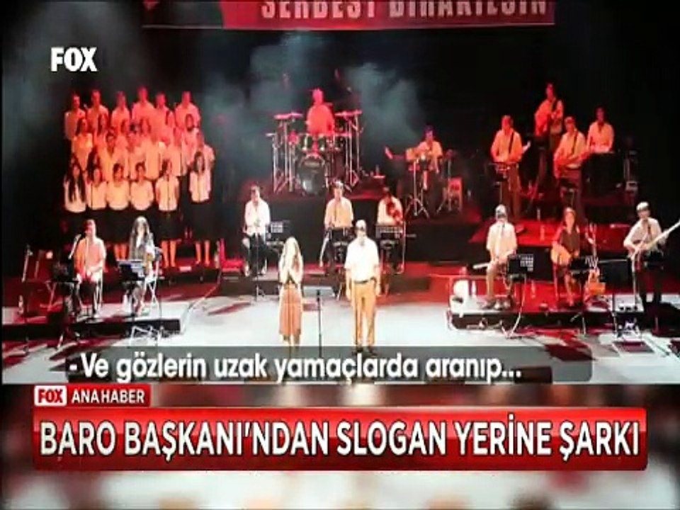 Baro Başkanından Slogan yerine Grup Yorumdan 'Sıyrılıp da gelen' şarkısı geldi