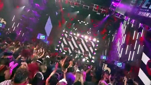 Meghan Trainor - Lips Are Movin (2015 New Year's Rockin' Eve) - video by mohsinahmad