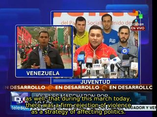 Venezuela: thousands of young people march for peace in Caracas