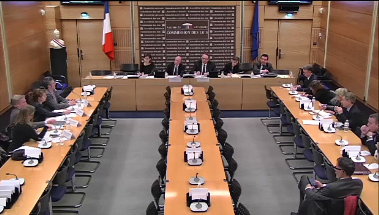 Table ronde avec les représentants des syndicats des personnels pénitentiaires - Mercredi 11 Février 2015