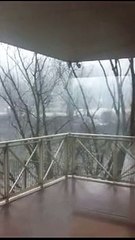 Snow falling in Muree record ice 2015