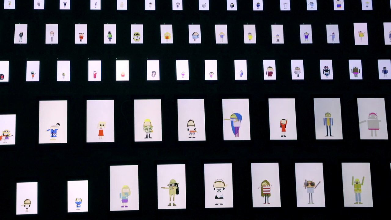 300 smartphones et tablettes Android jouent du Beethoven.