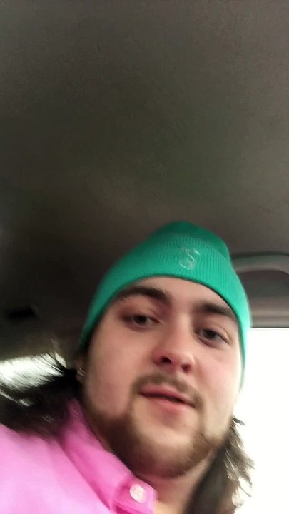 Crazy ROAD RAGE  : guy shatters car window in one punch!