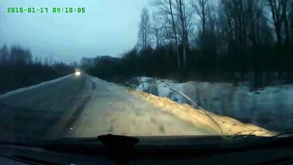 Из за фуры улетел в кювет (мат)