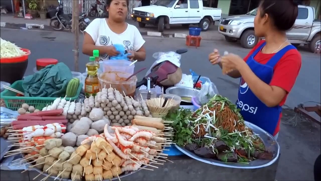 Stret Foods STREET FOOD, ASIAN FOOD, THAI FOOD, EXOTIC FOOD, LAOS FOOD, STREET FOOD LAOS, VIENTIANE,