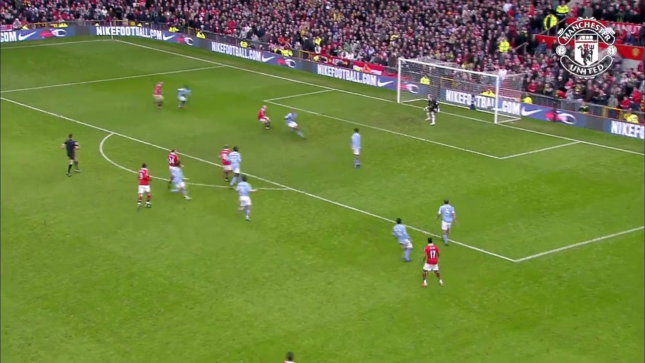 Video: Wayne's stunner