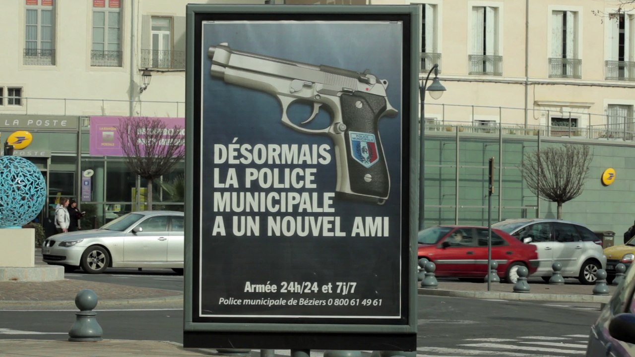 Denis Décode les affiches de Robert Ménard