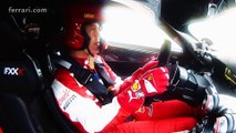 Sebastian Vettel s'éclate en Ferrari FXX K