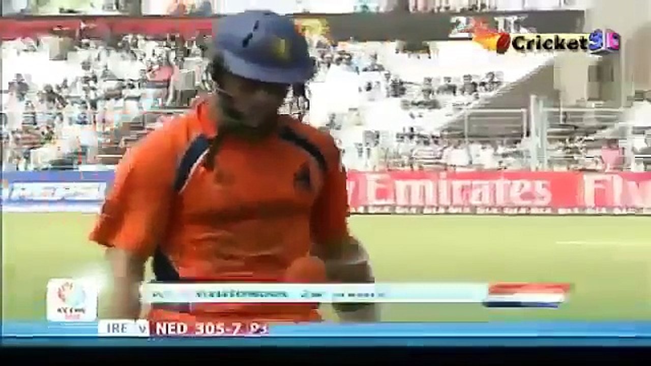 4 Wickets in Just 3 balls must see