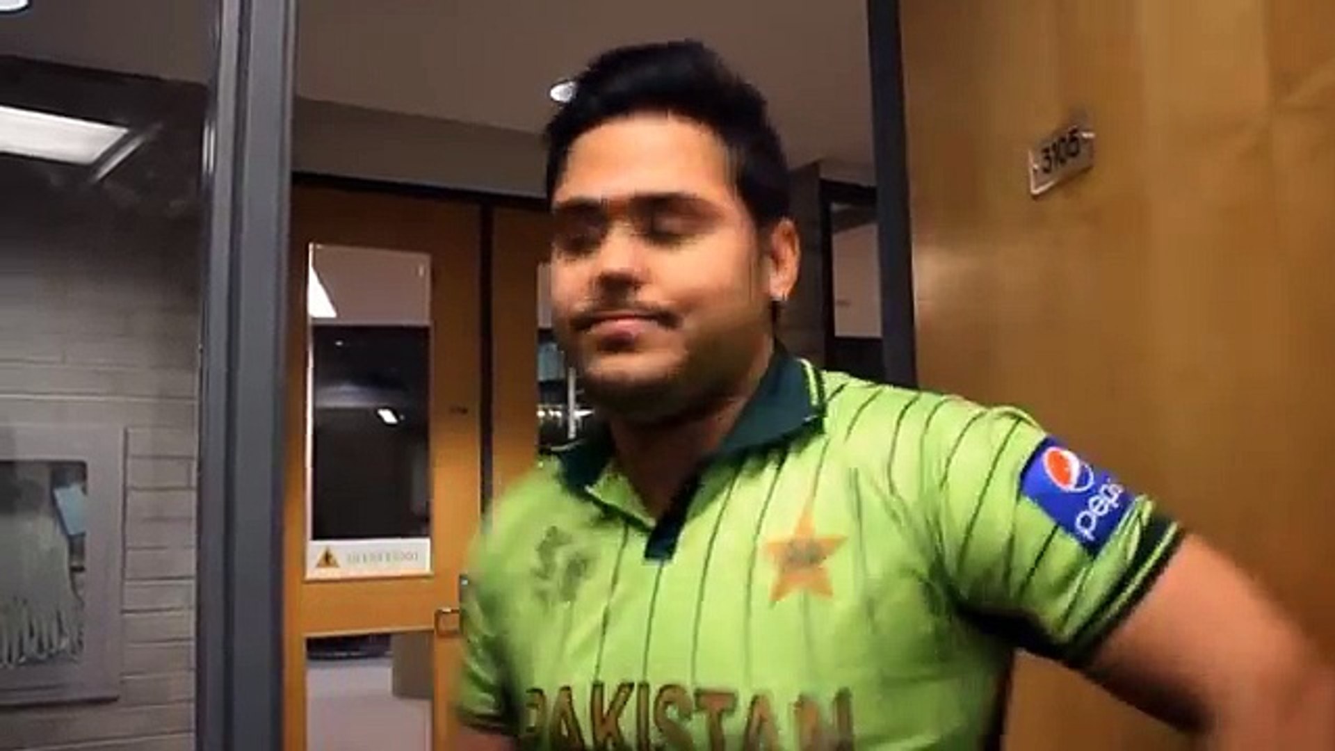 zaidalit brown people watching pak vs ind  world cup match 2015 v funny