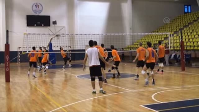 İnegöl Belediyespor'da İstanbul Büyükşehir Belediyesi Maçı Hazırlıkları