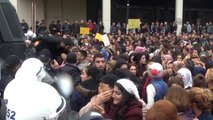 Özgecan'ın Öldürülmesini Protesto İçin Taziye Çadırına Kadar Yürüdüler