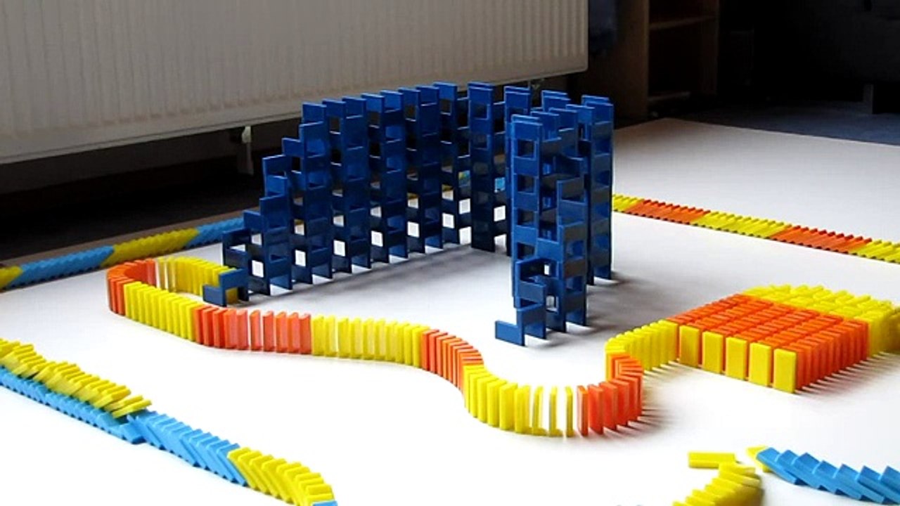 Domino Rally 5(4)