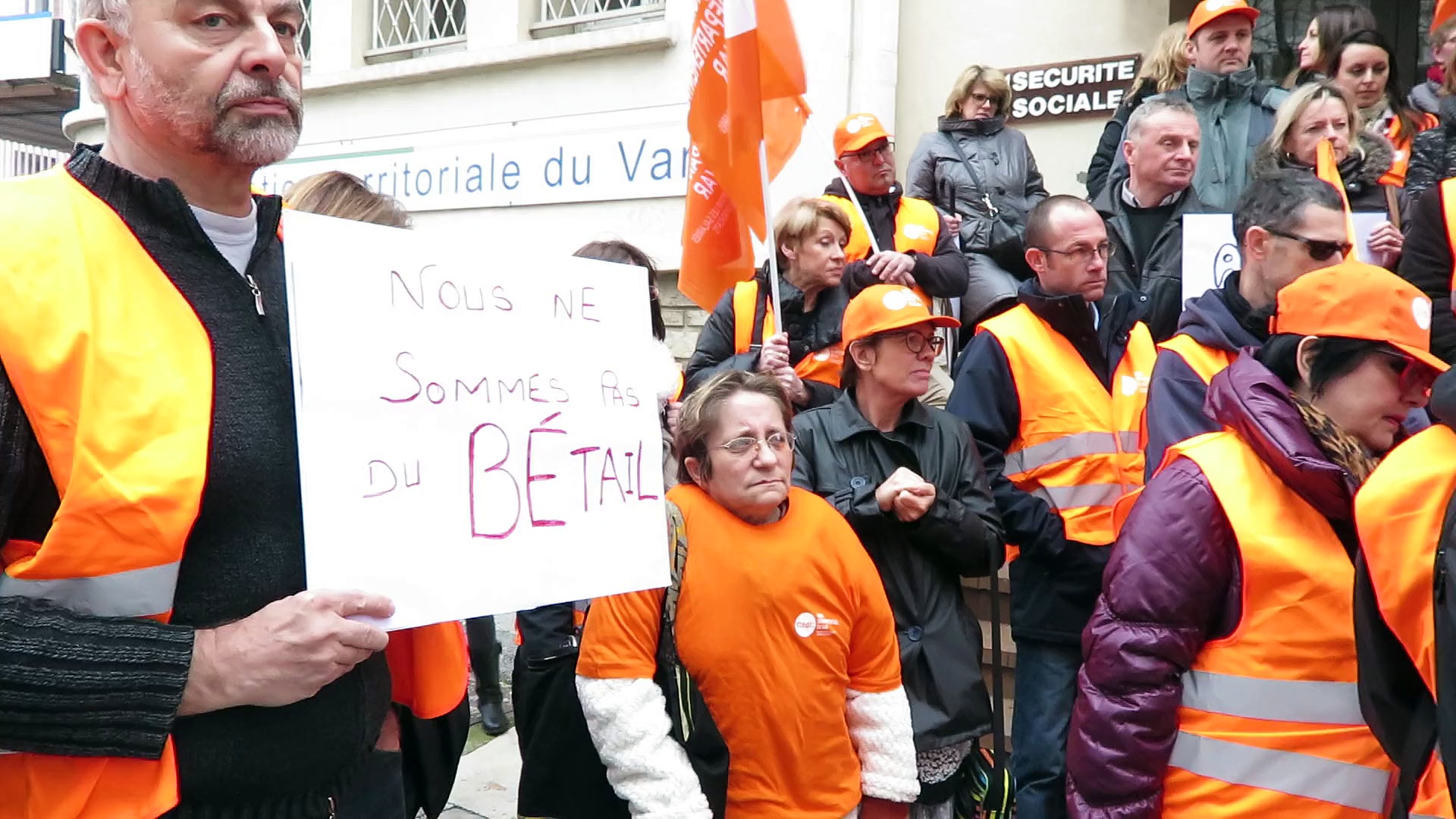 13 février 2015 - Action Syndicat CFDT Interco83