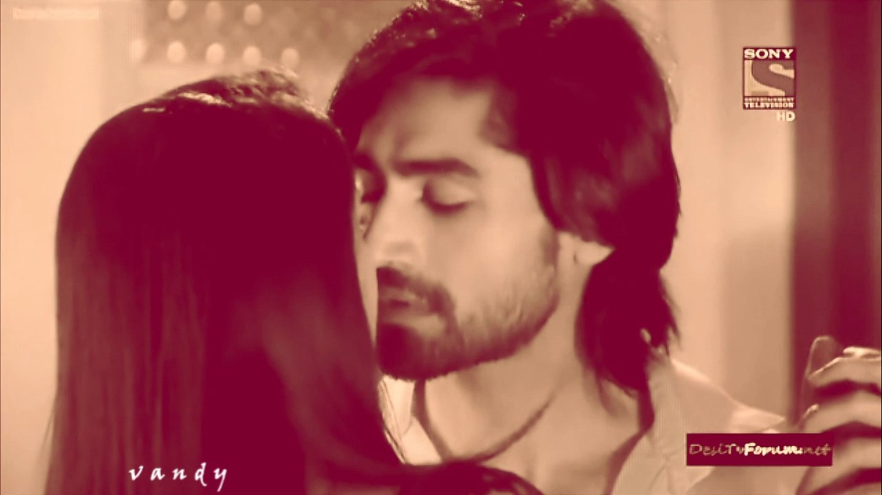 Sahir-Aarzoo (SaAz) Valentine's Day Special Vm : Tinka Tinka