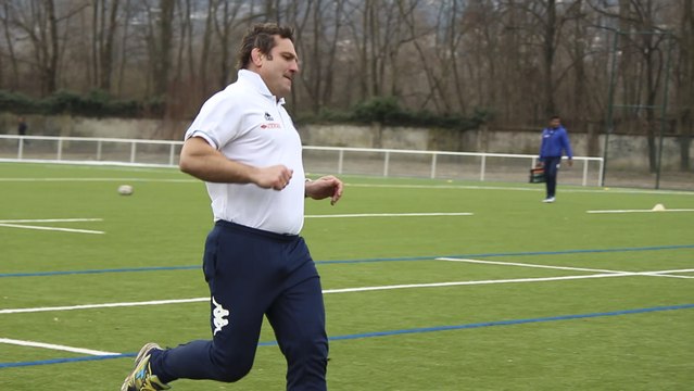 Exercice physique pour Fabrice Landreau avec ses joueurs
