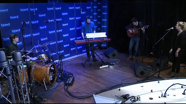 Louane reprend Radioactive de Imagine Dragons