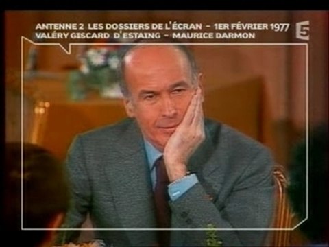 VGE aux dossiers de l'écran.