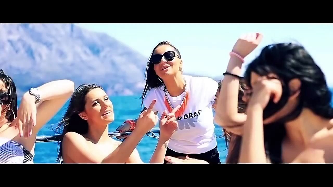 Ivana Selakov - Grad grad