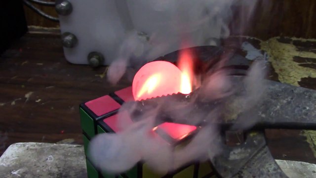 Burn a Rubiks Cube - Funny experiment!