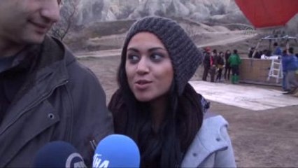 Sevgililer Gününü Balonda Kutladılar